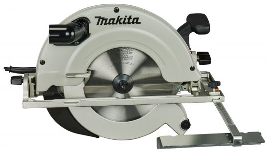 Large hand-held circular saw